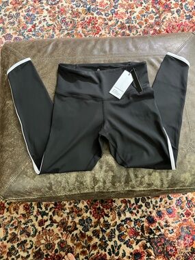 Lilybod Black High-Rise Performance Leggings with White Trim